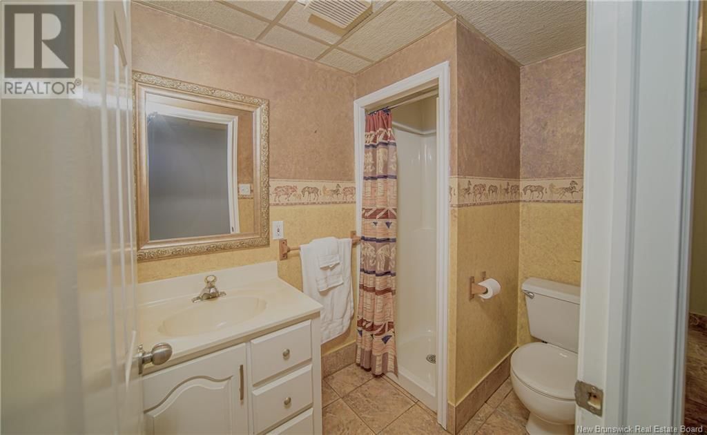 45 BROMLEY AVENUE Image 29