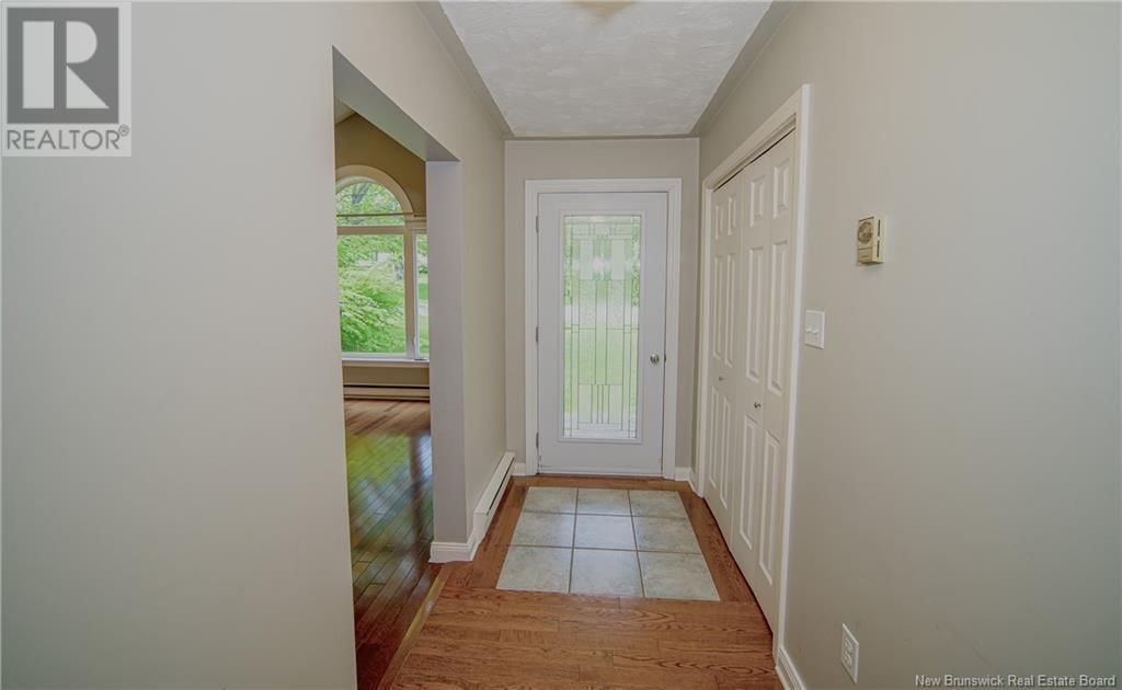 45 BROMLEY AVENUE Image 3