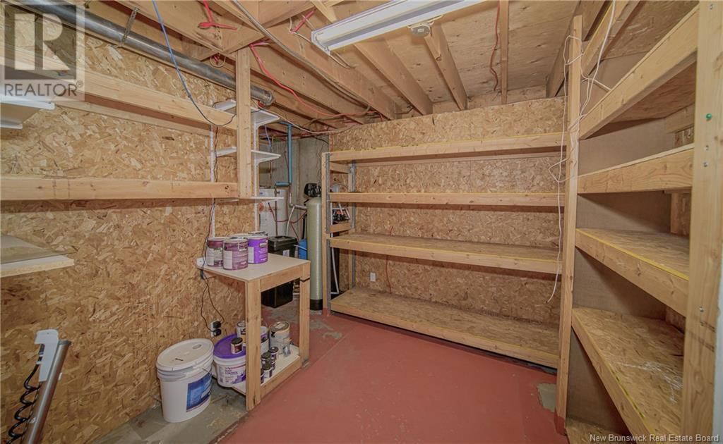 45 BROMLEY AVENUE Image 30