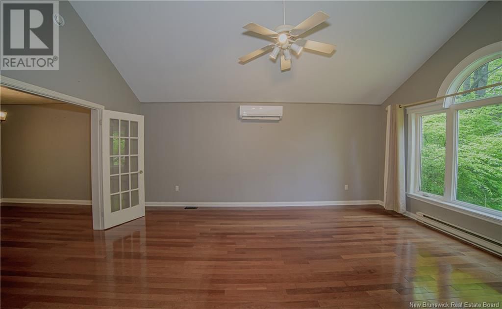 45 BROMLEY AVENUE Image 4