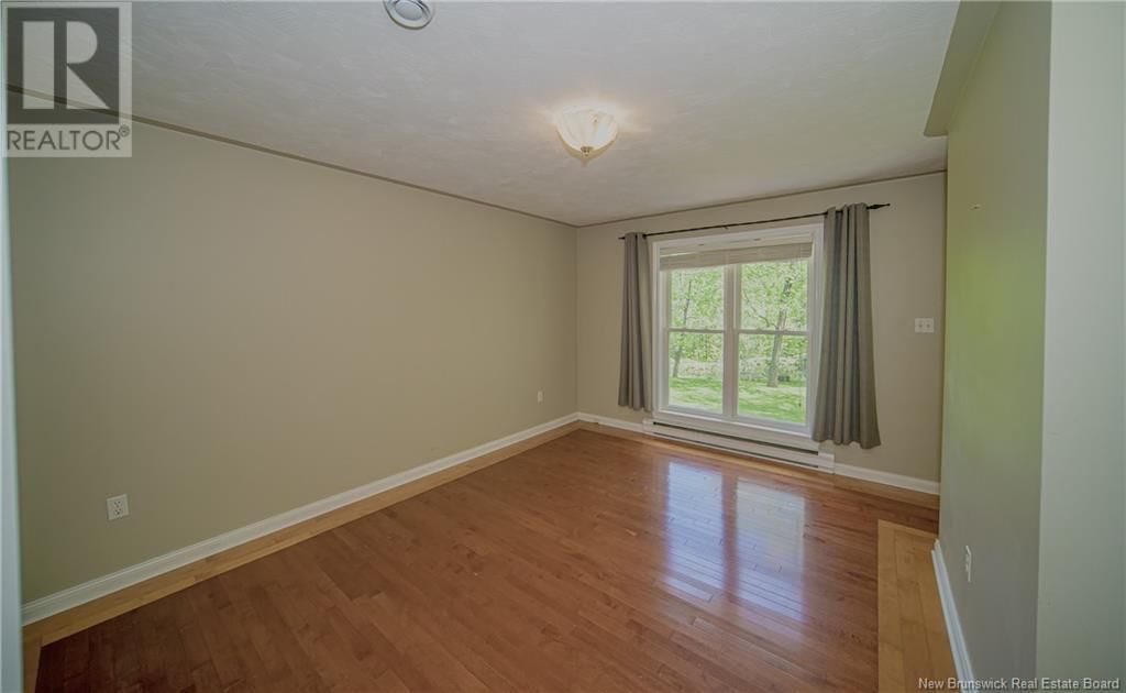 45 BROMLEY AVENUE Image 9