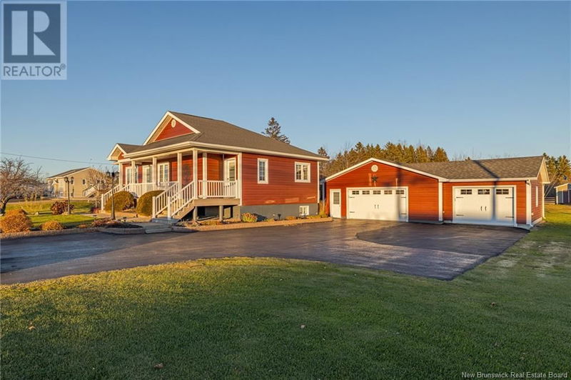 653 Rue Principale, Beresford, New Brunswick