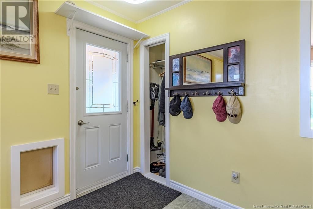 2745 LOCH LOMOND ROAD Image 10