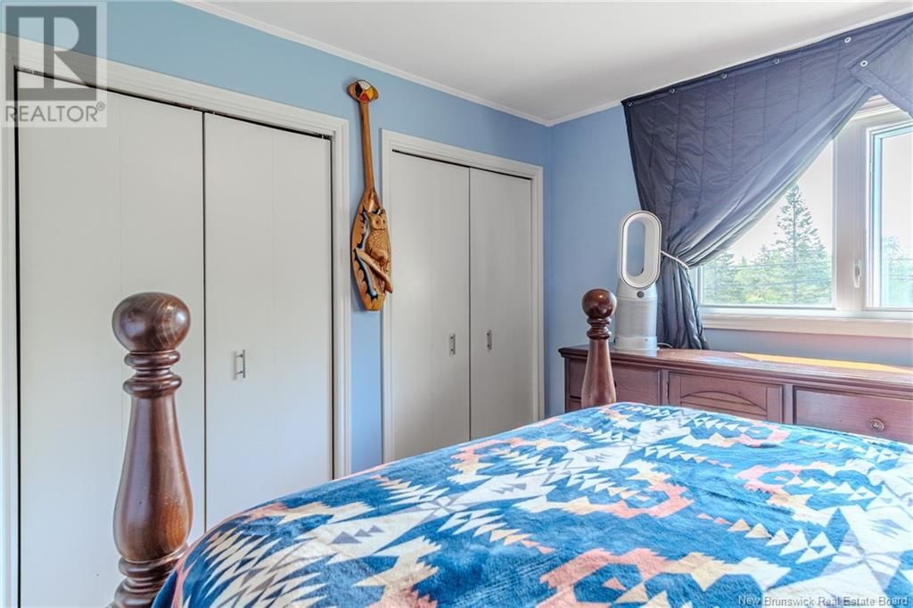 2745 LOCH LOMOND ROAD Image 14
