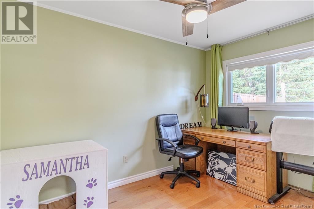 2745 LOCH LOMOND ROAD Image 16