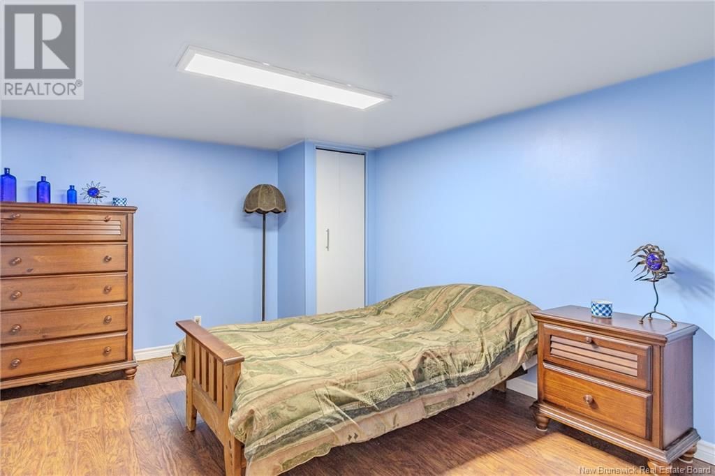 2745 LOCH LOMOND ROAD Image 19