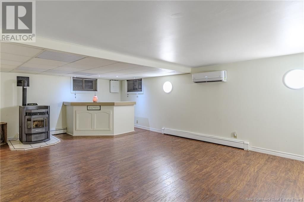 2745 LOCH LOMOND ROAD Image 21