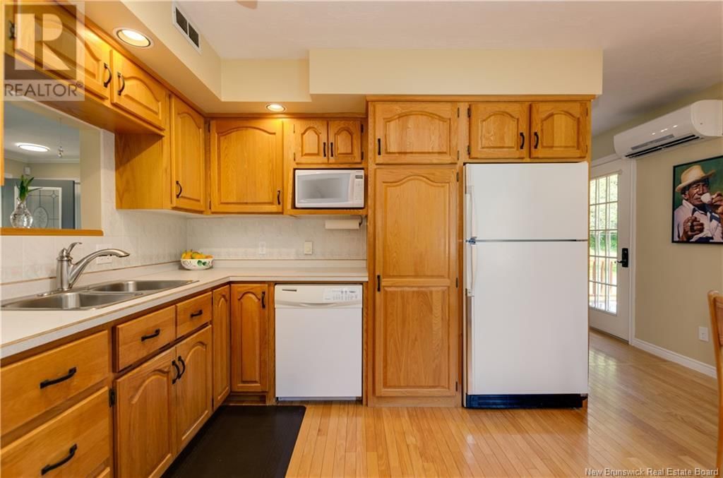 264 MOLLINS ROAD Image 18