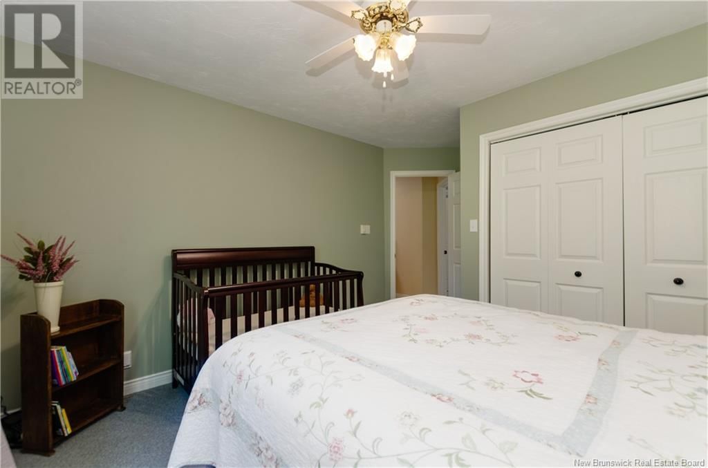 264 MOLLINS ROAD Image 25