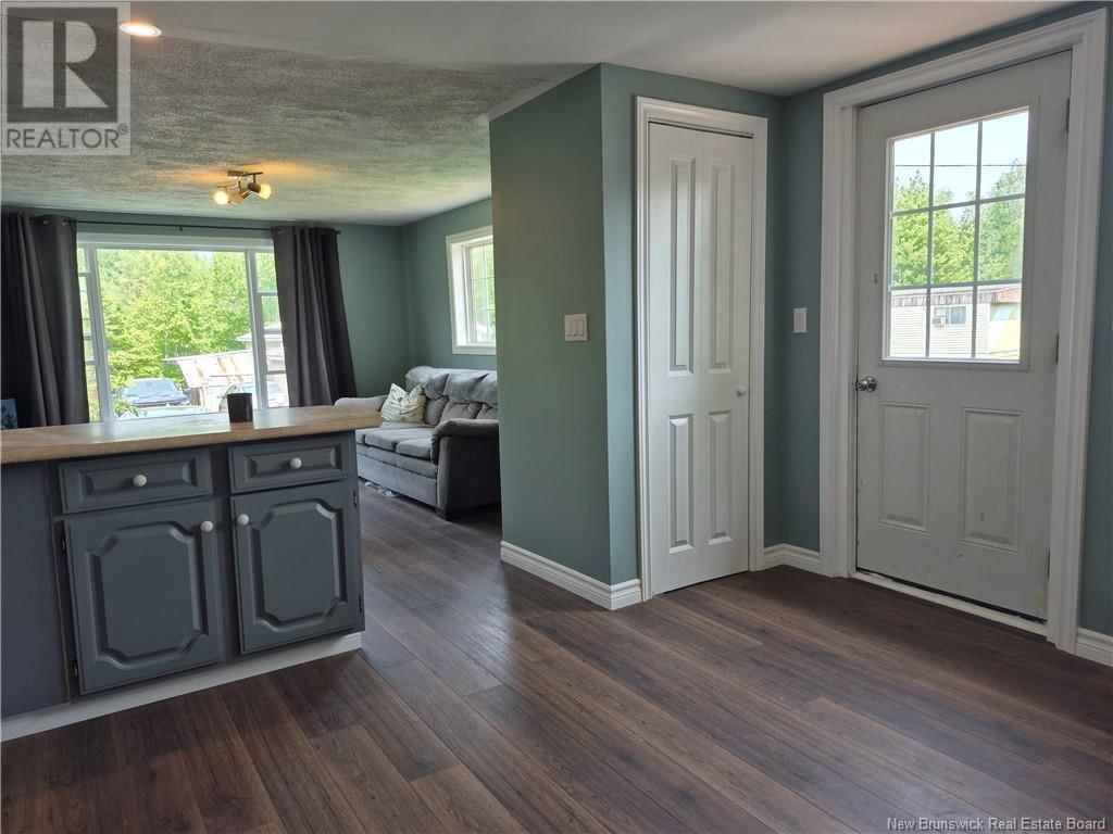 27 RYAN DRIVE Image 13