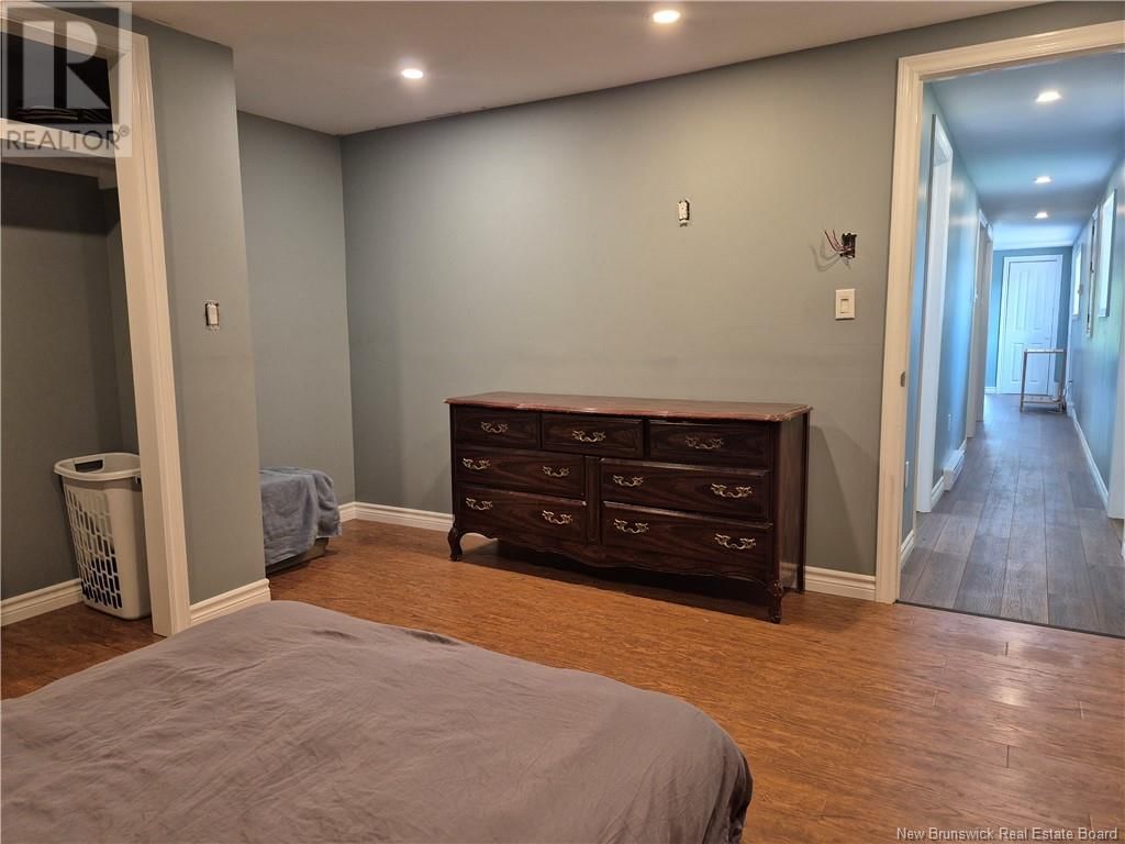 27 RYAN DRIVE Image 36