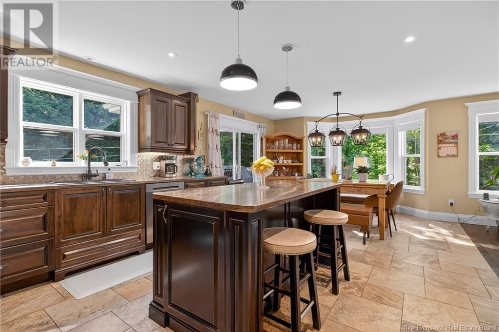15 JOSEE DRIVE Image 23