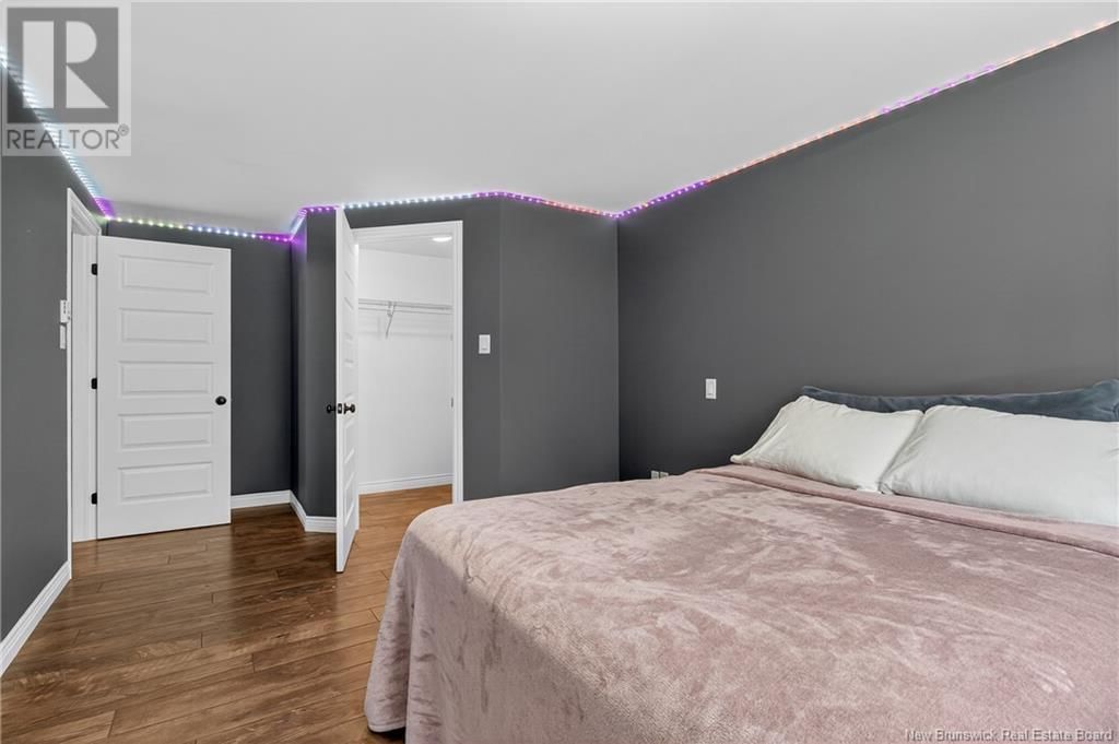 15 JOSEE DRIVE Image 43