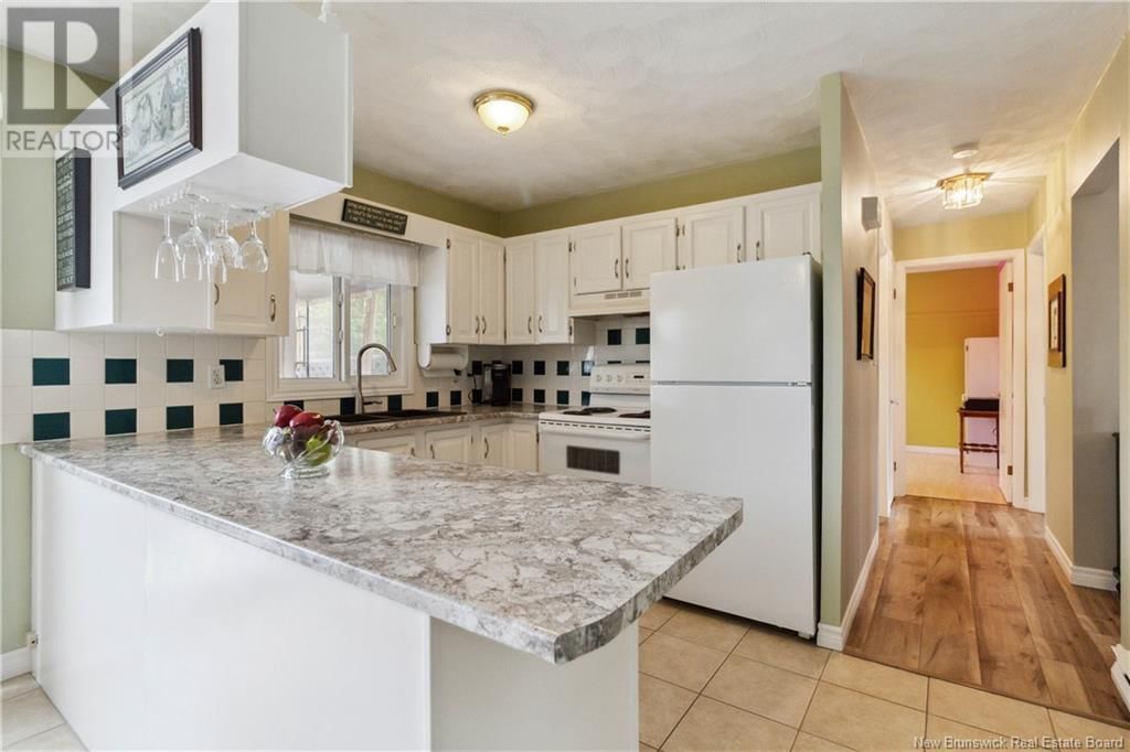 106 KNOX DRIVE Image 15