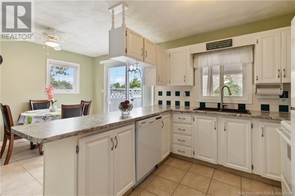 106 KNOX DRIVE Image 16