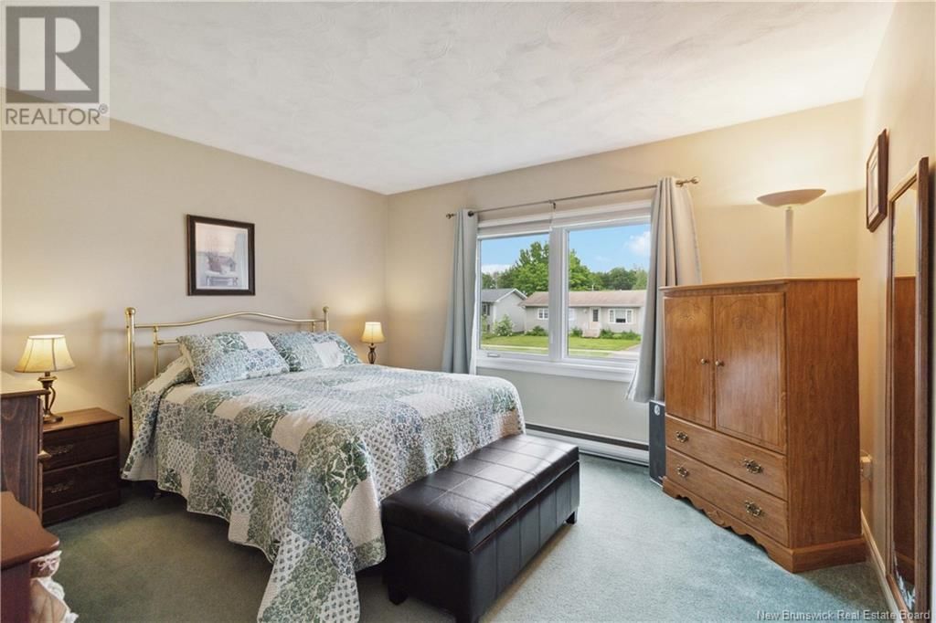 106 KNOX DRIVE Image 23