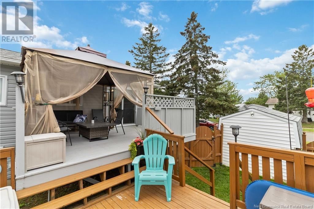 106 KNOX DRIVE Image 44