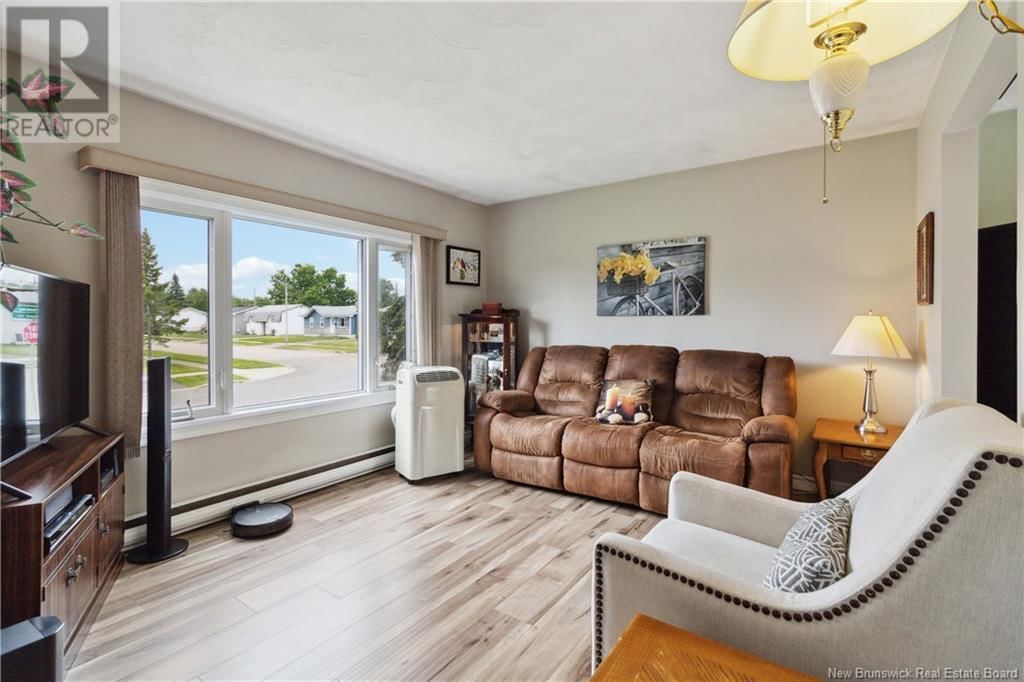 106 KNOX DRIVE Image 7