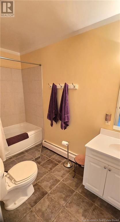 934 HILLSBOROUGH Image 22