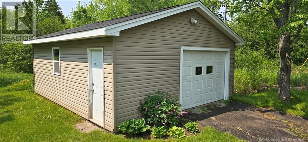934 HILLSBOROUGH Image 4