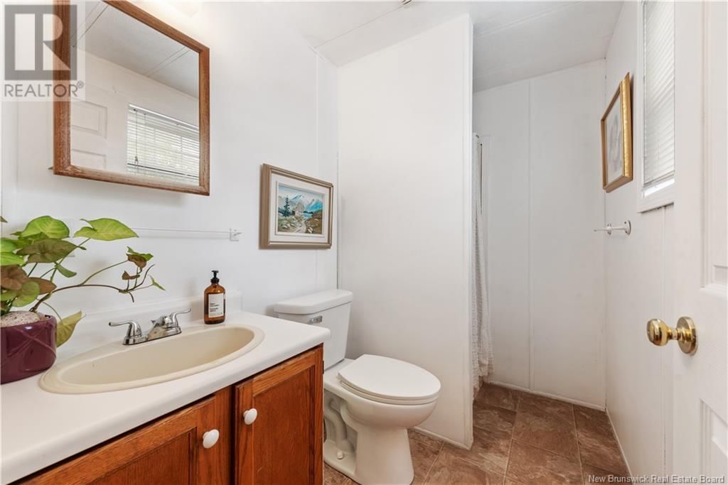1 HERON STREET Image 15