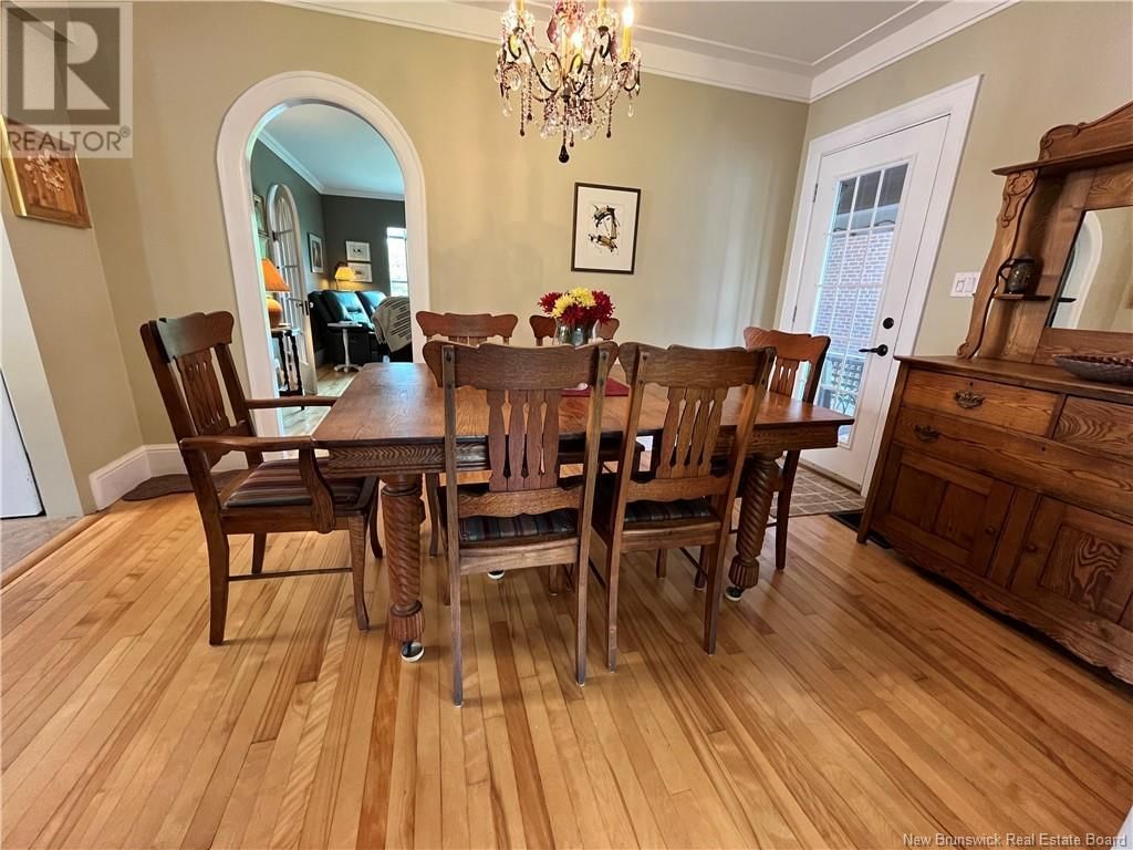 29 HILLCREST DRIVE Image 10