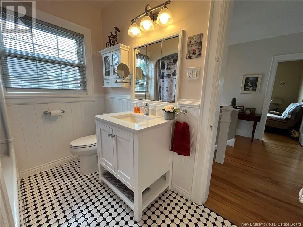 29 HILLCREST DRIVE Image 25