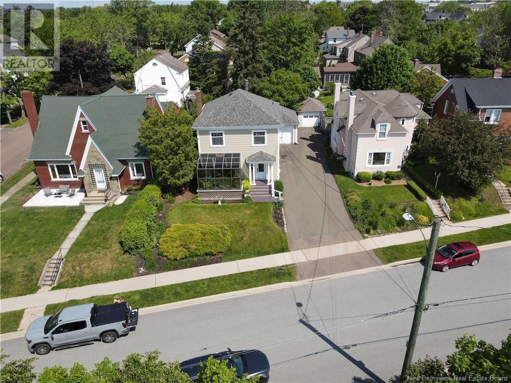 29 HILLCREST DRIVE Image 38