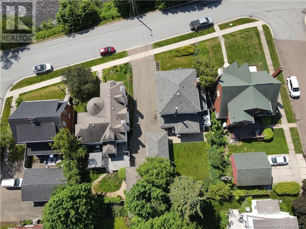 29 HILLCREST DRIVE Image 39
