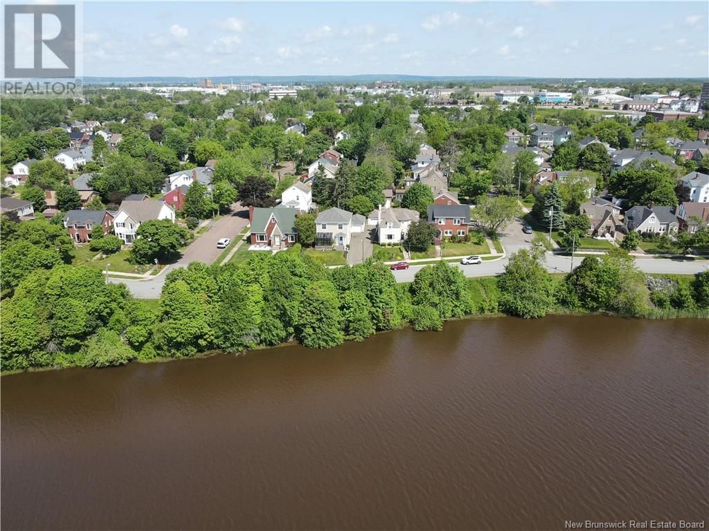 29 HILLCREST DRIVE Image 41