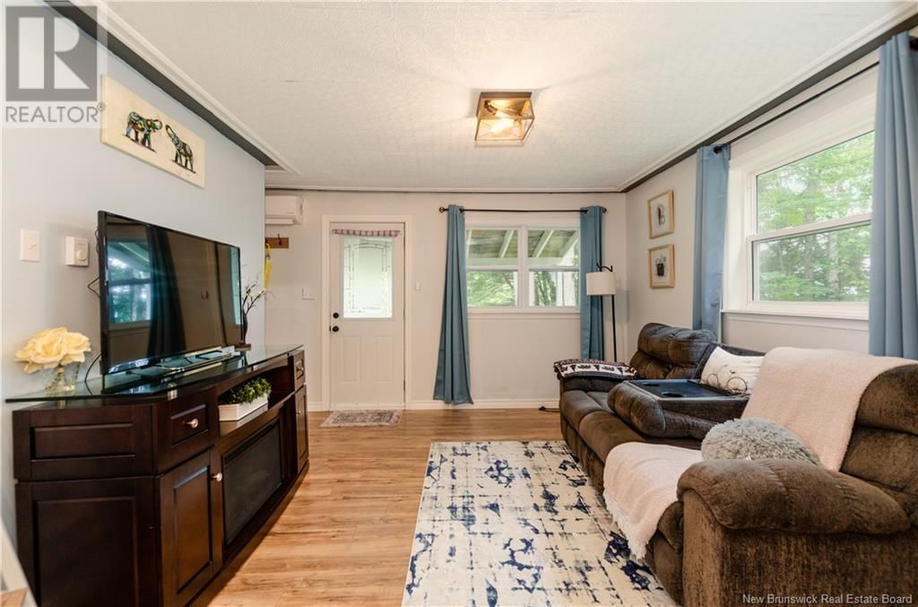 636 SANATORIUM ROAD Image 20