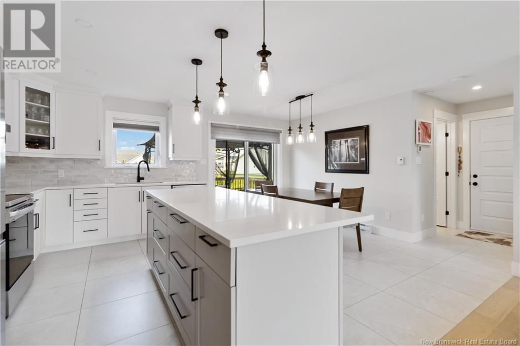 2 ROBERT STREET Image 15