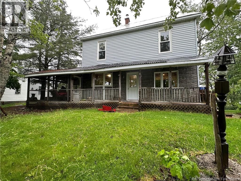 15 Cedar Street, McAdam, New Brunswick E6J 1V5