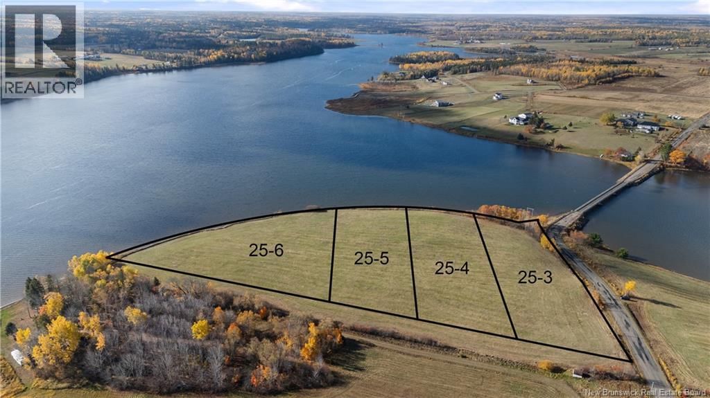25-4 Chemin Bass River Point Road, Bass River, New Brunswick E4W 2S7