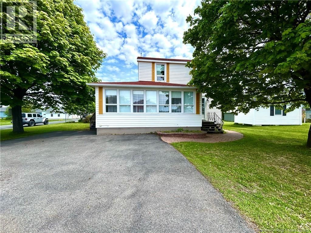 294 J.D Gauthier Boulevard, Shippagan, New Brunswick E8S 1R4