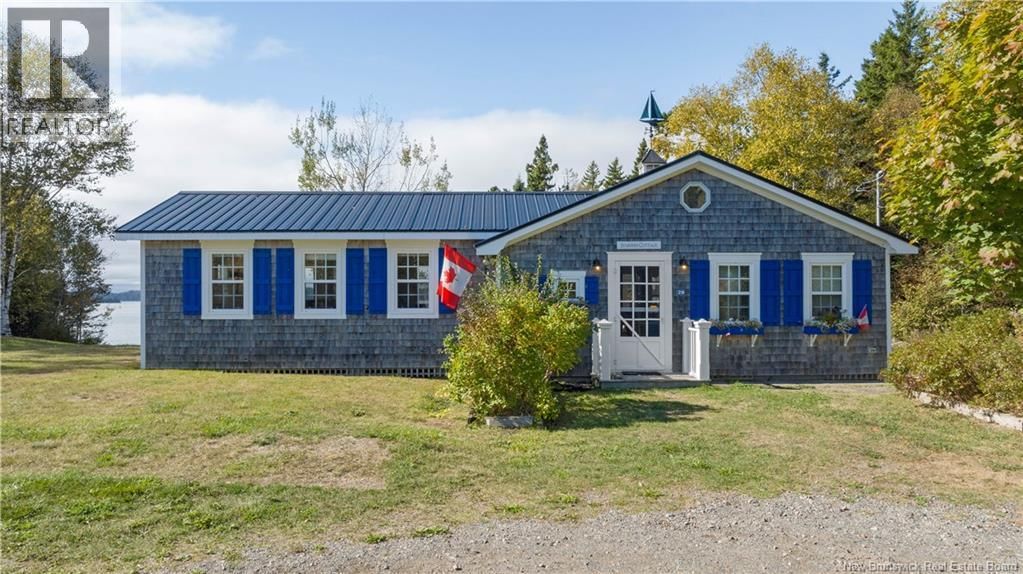 29 Lighthouse Road, Campobello, New Brunswick E5E 1K6