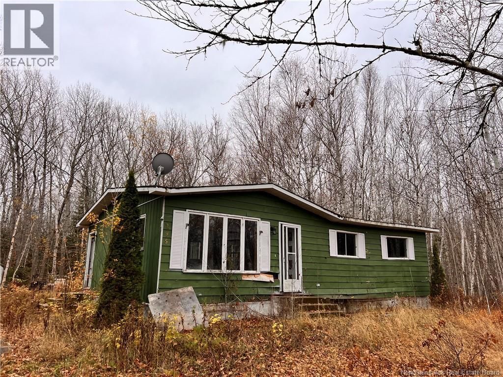 295 Gray Street, Pabineau Falls, New Brunswick E2A 6T5