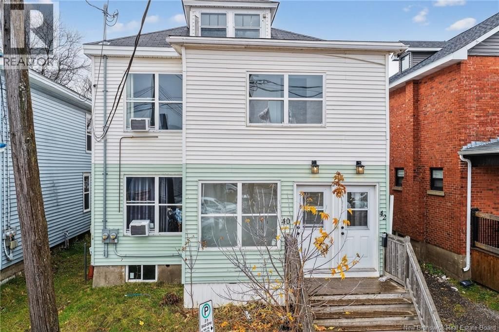 40-42 Harris, Moncton, New Brunswick E1C 4N6