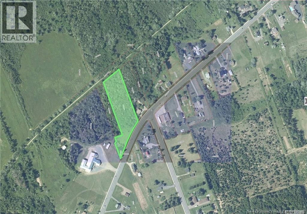 704 des Acadiens Boulevard, Bertrand, New Brunswick E1W 1G8