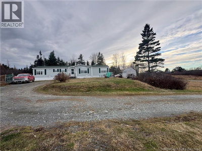 16 SHILOH Road | Grand Manan New Brunswick | Slide Image Two