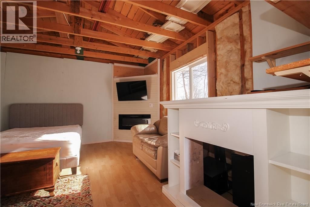 444 SQUARE LAKE Image 25