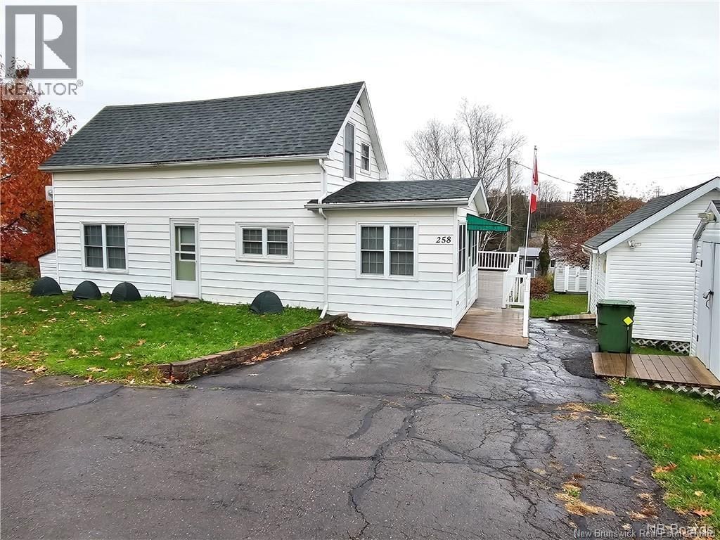 258 Main Street, Plaster Rock, New Brunswick E7G 2C8