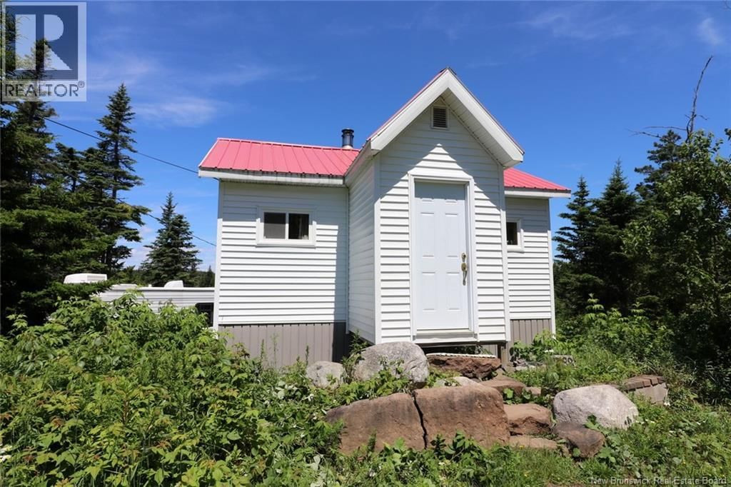 1788 Route 776, Grand Manan, New Brunswick E5G 2H8