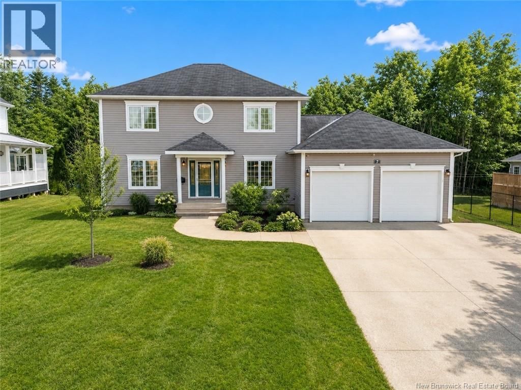 7 Highgate Court, Riverview, New Brunswick E1B 5T8