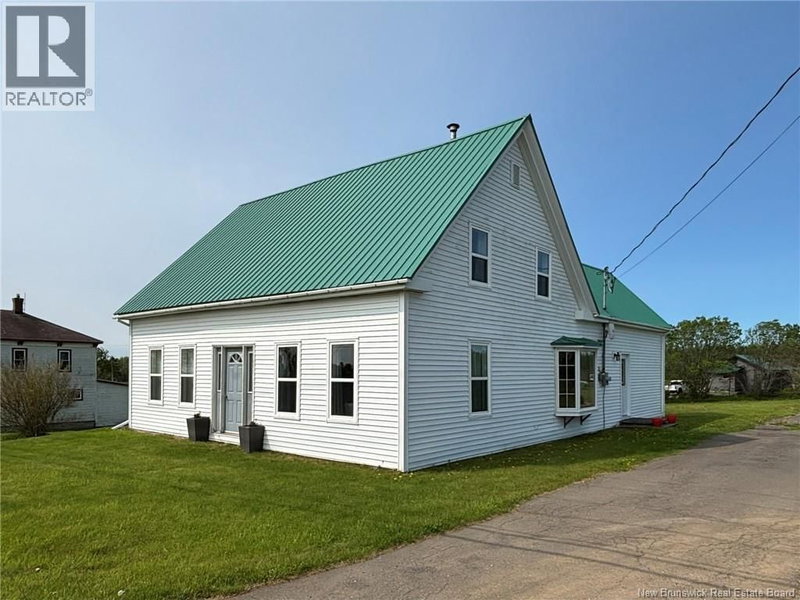 844 Route 776 Grand Manan New Brunswick, E5G 2E2 - 5 Bedrooms Home For Sale