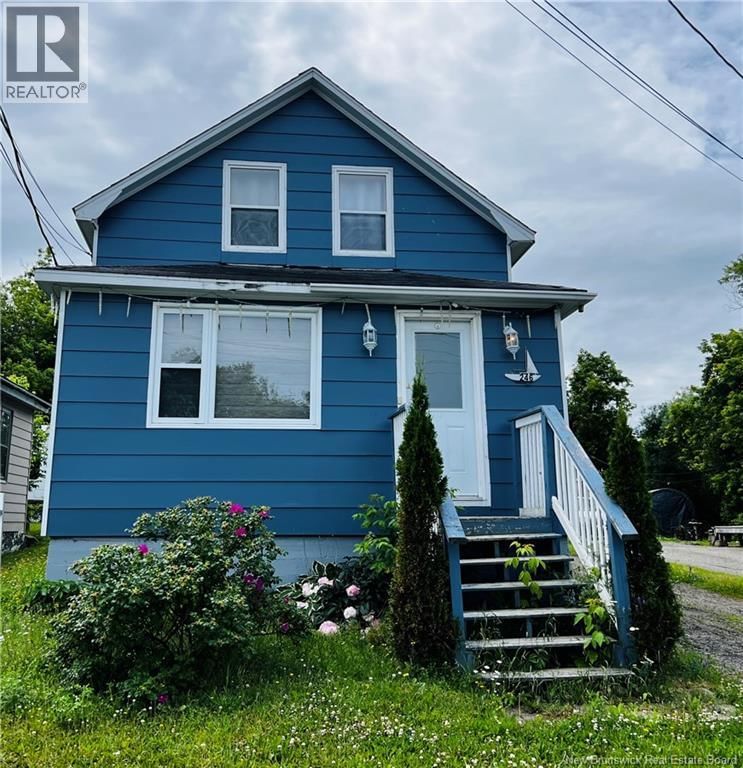 246 Dumaresq, Bathurst, New Brunswick E2A 1H8