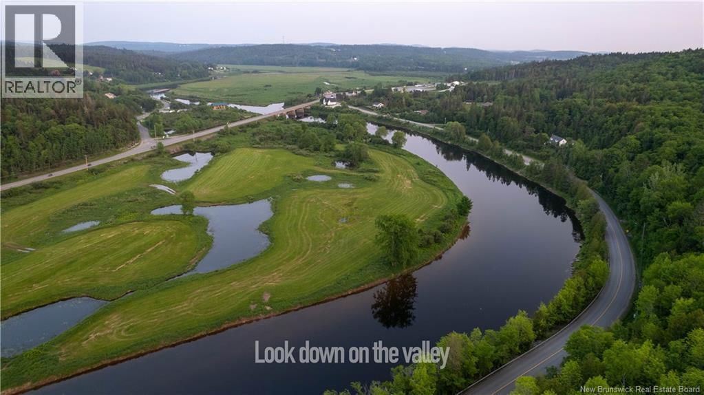 111 Hammond River Road, Quispamsis, New Brunswick E2E 4Z8