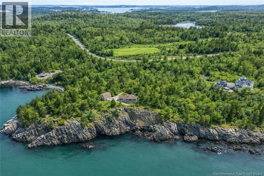 572 Fundy Drive, Wilsons Beach, New Brunswick E5E 1X4