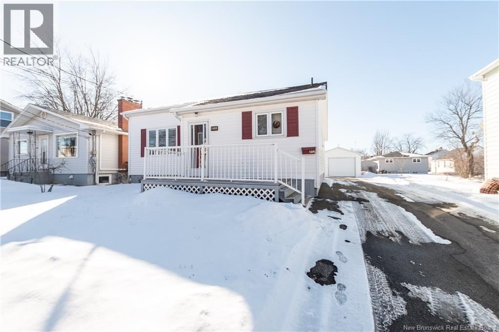 196 WAVERLEY AVENUE Image 2