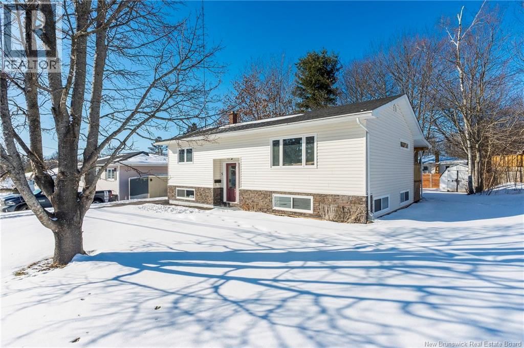 5 MUNROE STREET Image 46